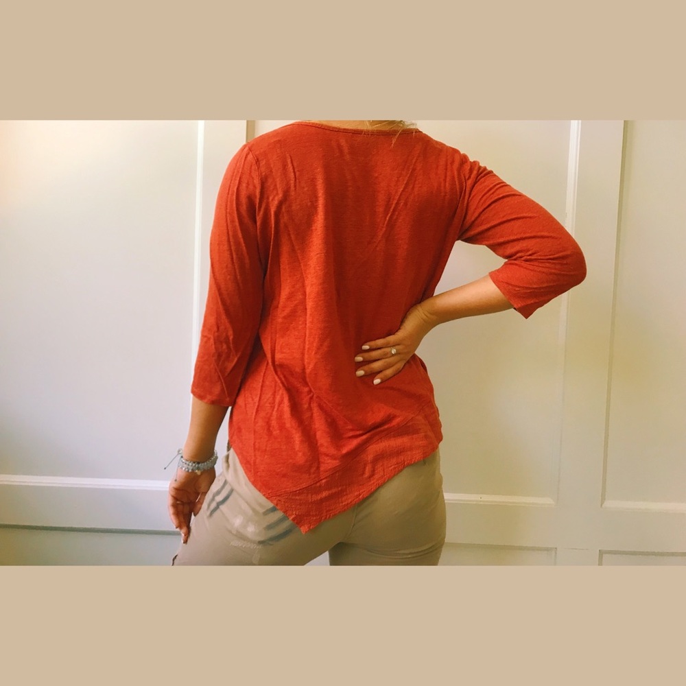 asymmetric hem top - worn once